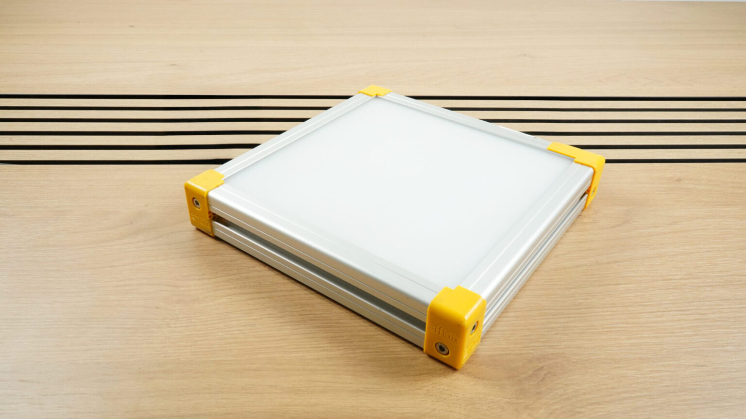 Uniform, large-format industrial backlight | EFFI-BL